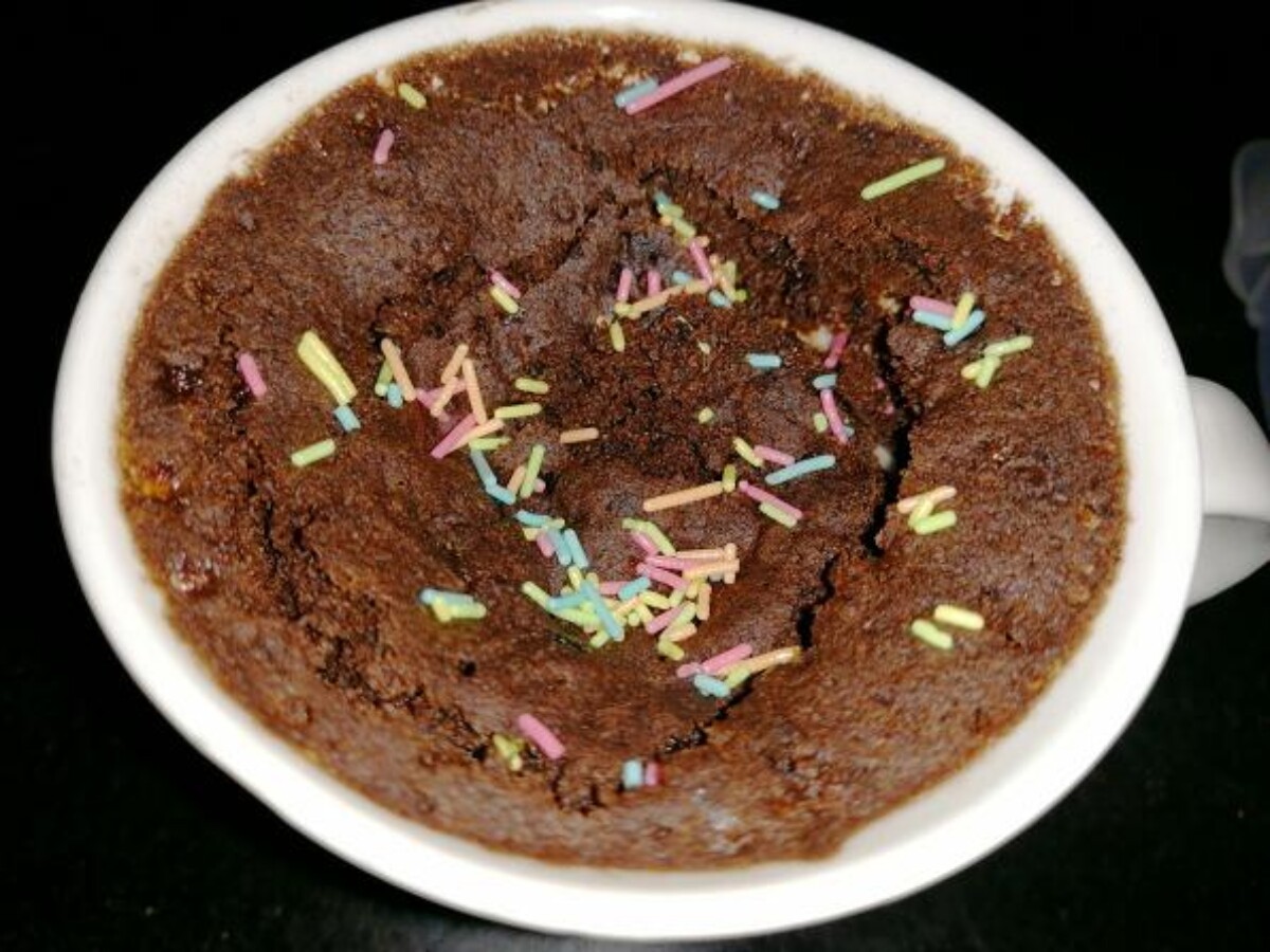 Eggless chocolate mugcake | Mildly Indian