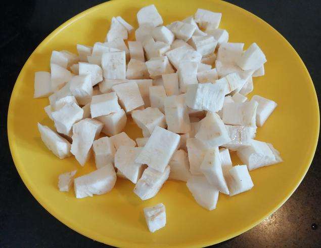 Freshly cut Tapioca.