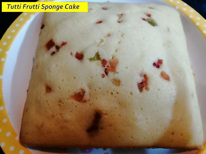 TUTTI FRUTTI SPONGE CAKE