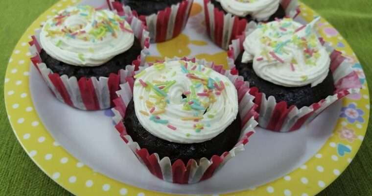 Tasty Red Velvet Cup Cakes