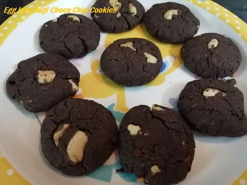 Finally the Egg less Ragi Choco Chips are ready to serve.