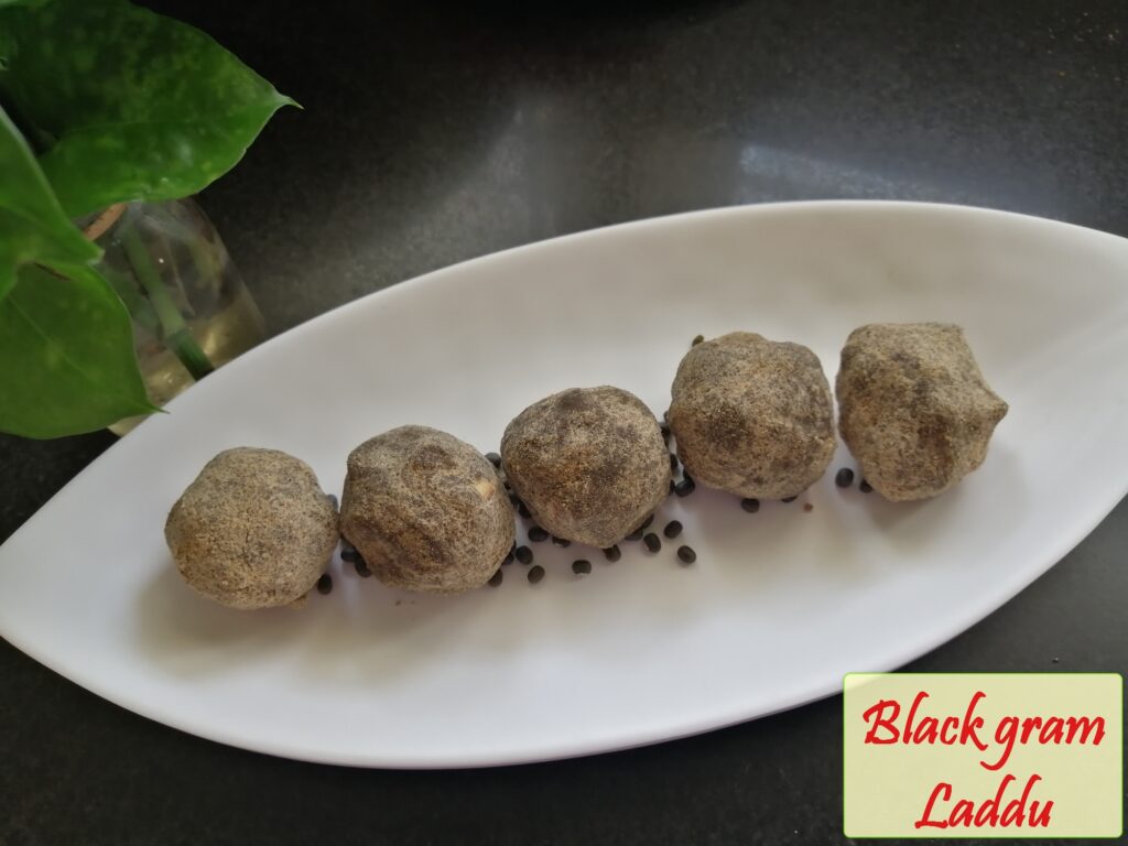 Black gram Laddu15