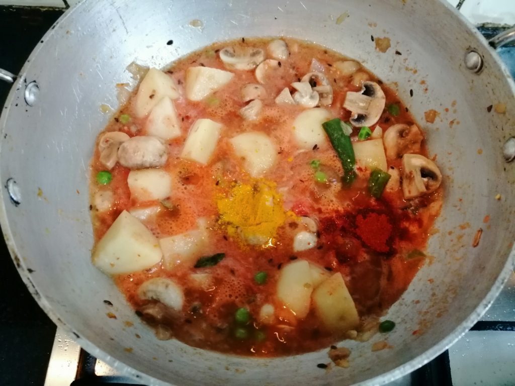 mushroom potato masala7