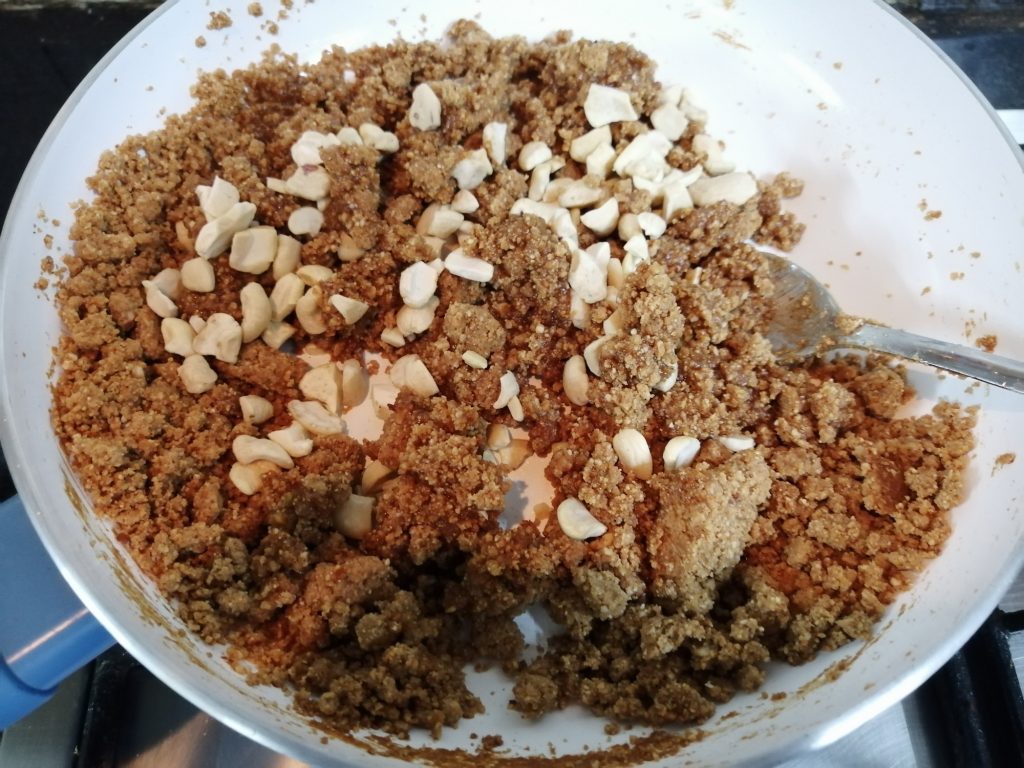 Peanut chikki10