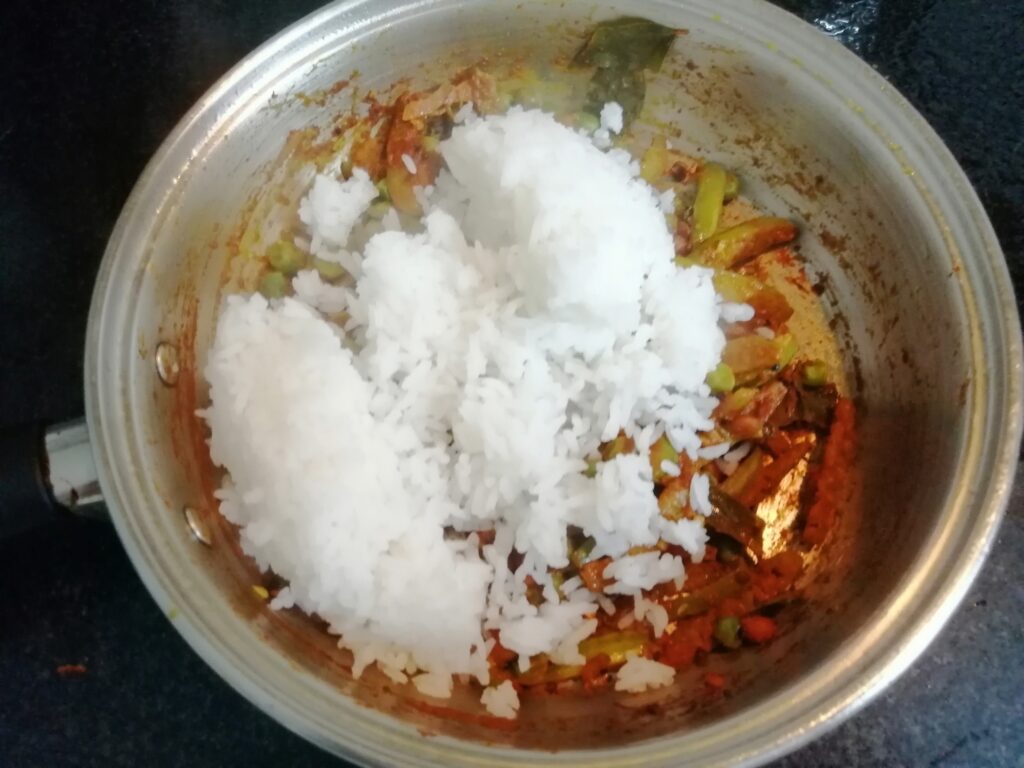 Tondekai or ivy gourd rice bath